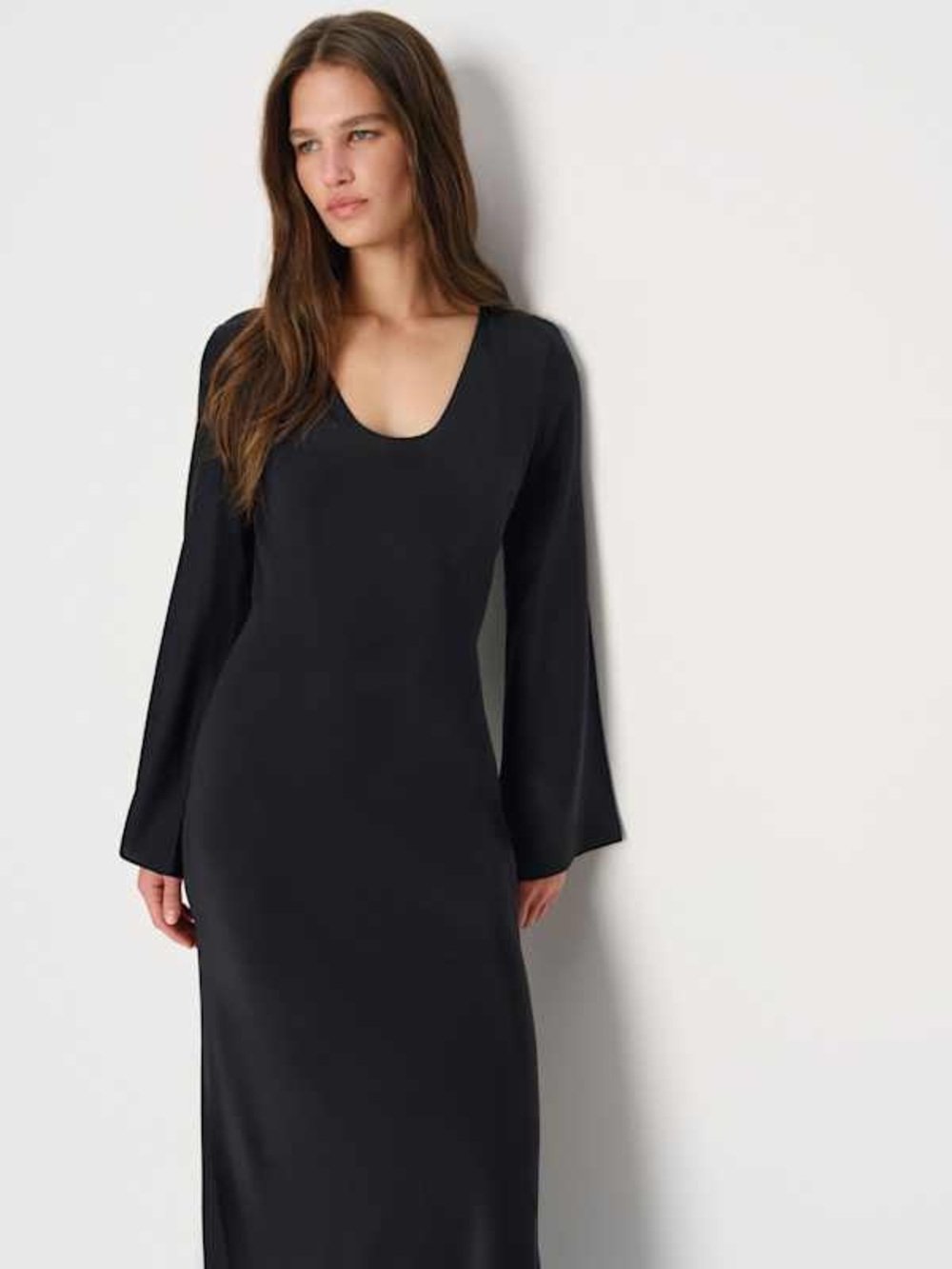 Reformation 100% Silk Vivia Black Long Sleeve Dress NWT - Picture 2 of 9